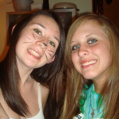 Profile Picture of Kate Ewing (@xokatiegirl38) on Twitter