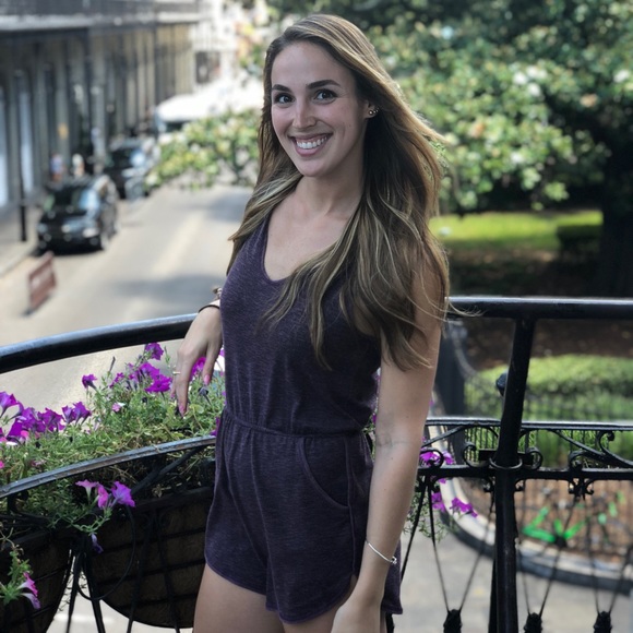 Profile Picture of Emily Sarnoff (@esarnoff) on Poshmark