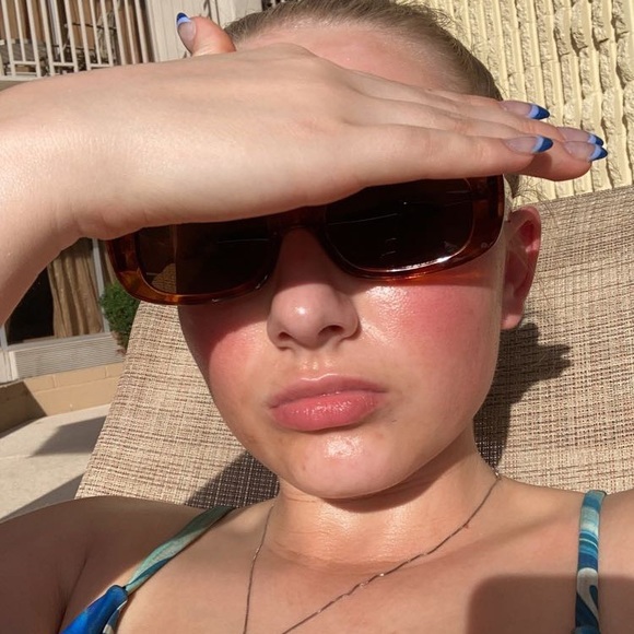 Profile Picture of Daniella Marino (@marino_257) on Poshmark