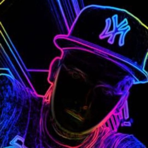 Profile Picture of Matthew Ward (@yankeeboi09) on Poshmark