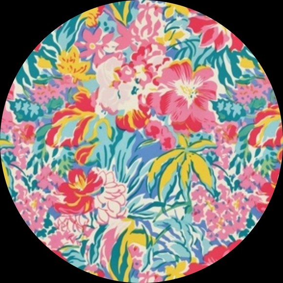 Profile Picture of Maria Giaccio (@maria_giaccio) on Poshmark