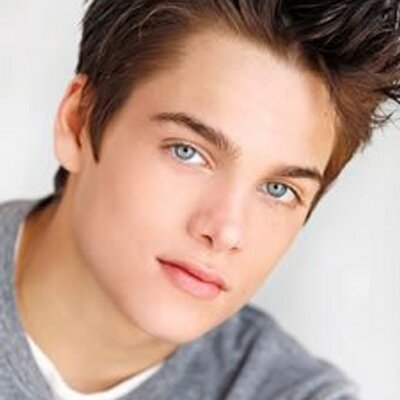 Profile Picture of Ian Strauss (@IanStrauss23) on Twitter