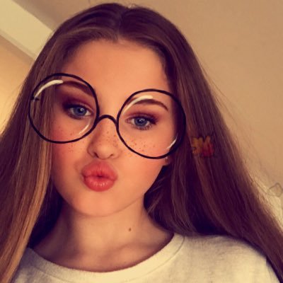 Profile Picture of Rachael Hedley (@rachael_hedley) on Twitter