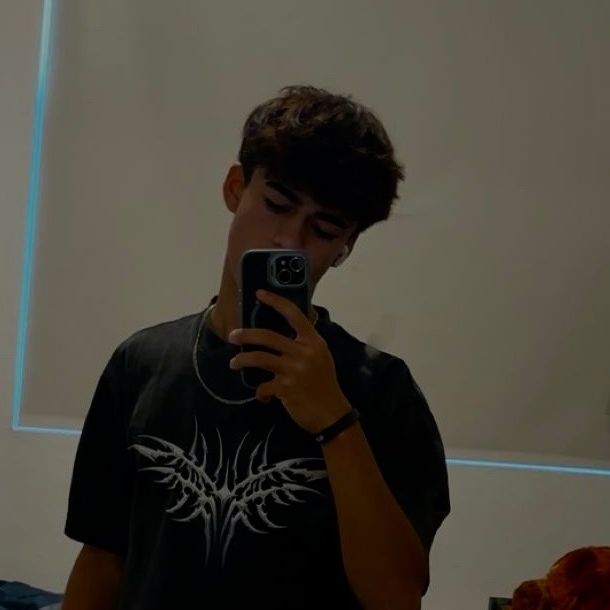 Profile Picture of ian (@iangrodriguez) on Tiktok
