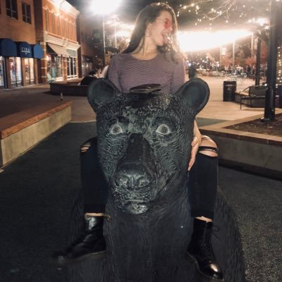 Profile Picture of Cora Smith (@lilbabycora) on Twitter