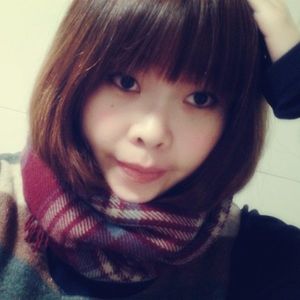 Profile Picture of Amber Lo (@grayinsummer) on Myspace
