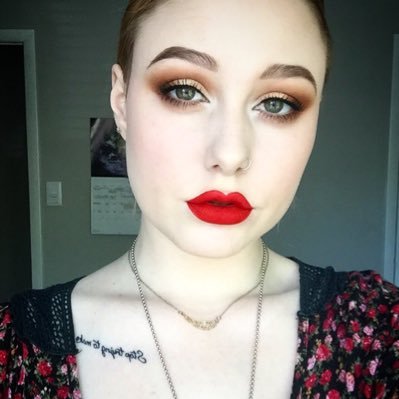 Profile Picture of Alex Jaggers.💋💜 (@ChamelionSoul8) on Twitter