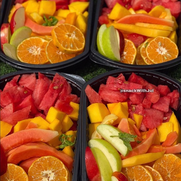 Profile Picture of Imosa Edesboy (@imosa56) on Poshmark