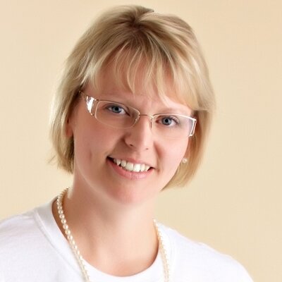 Profile Picture of Lisa Reese Parish (@lparish) on Twitter