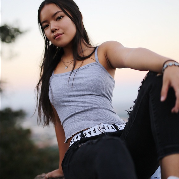 Profile Picture of Connie Hua (@conniefashion) on Poshmark