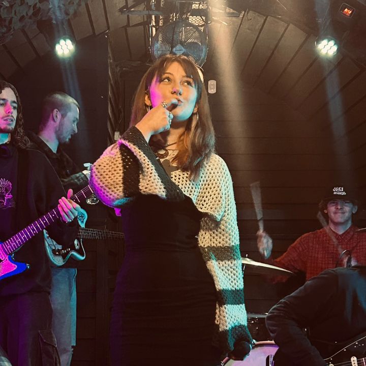 Profile Picture of Amber Mae (@amber.maeeeeee) on Tiktok