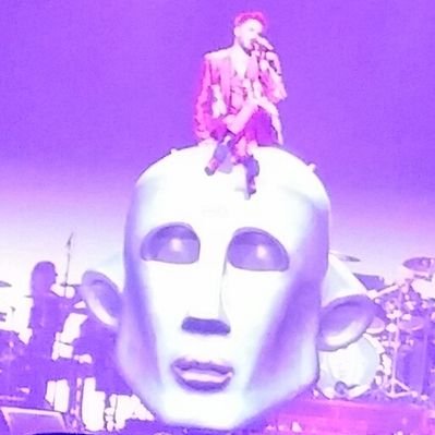 Profile Picture of Robin Pennell (@robin_bobobin) on Twitter