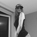 Profile Picture of Jen Lloyd (@littlemissawesome79) on Instagram