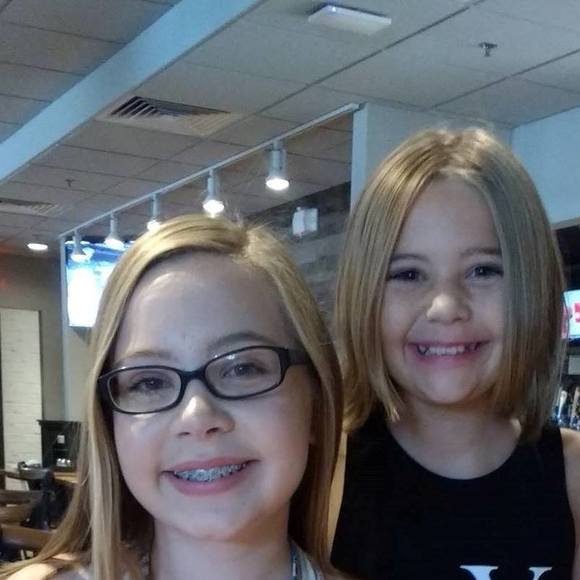 Profile Picture of Kittina Jones (@kittinakj) on Poshmark