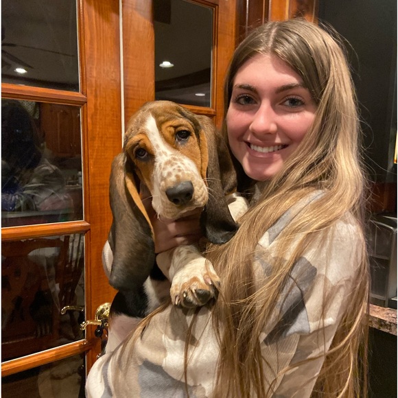 Profile Picture of Kylee Bryan (@kbrya12) on Poshmark