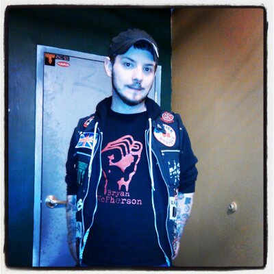 Profile Picture of Jon Kane (@JonnieMahone) on Twitter