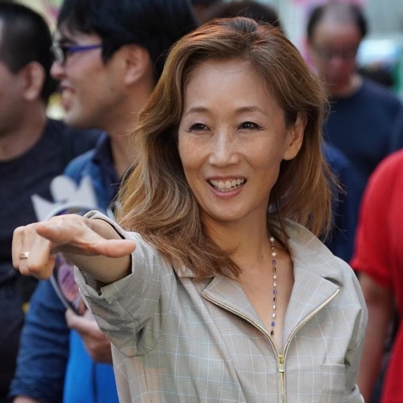 Profile Picture of Jinhee Kim (@sloanegirl) on Poshmark