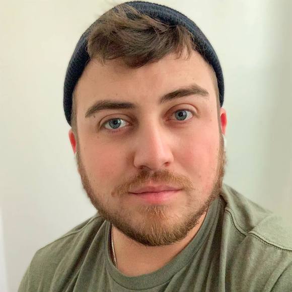 Profile Picture of Fernando Gil (@fernito) on Poshmark