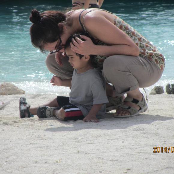 Profile Picture of Natasha Alimohamed (@nalimohamed) on Poshmark