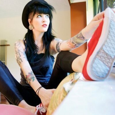 Profile Picture of Kara Travis (@karatravis10) on Twitter