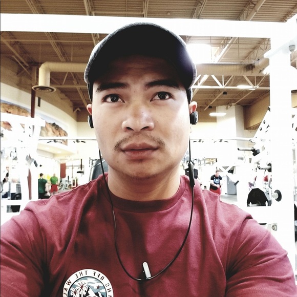 Profile Picture of Wayne Nguyen (@waynenguyen) on Poshmark