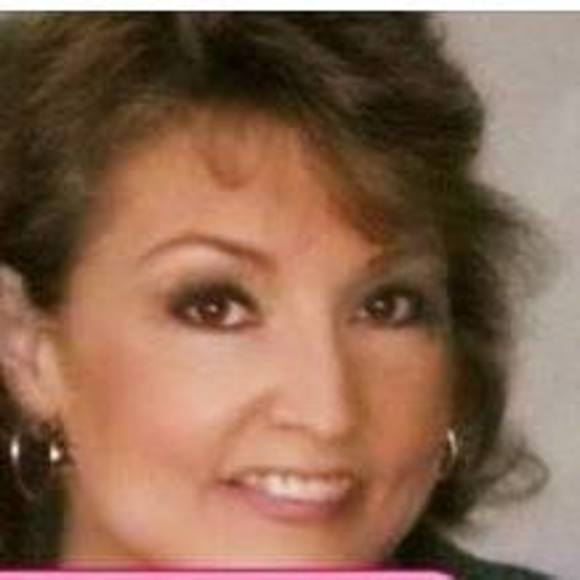 Profile Picture of Marylynn Serino (@mlserino) on Poshmark