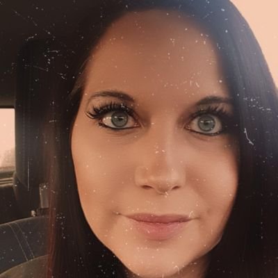 Profile Picture of Chrissy (@chrissy_edwards) on Twitter