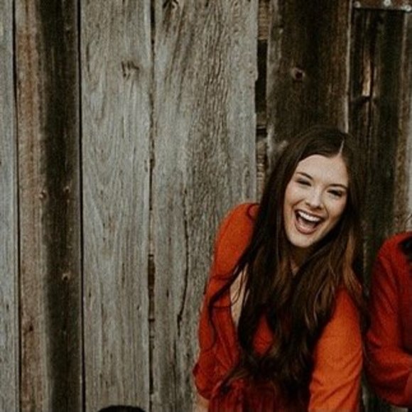 Profile Picture of Mackenzie Funke (@mackenziefunke) on Poshmark