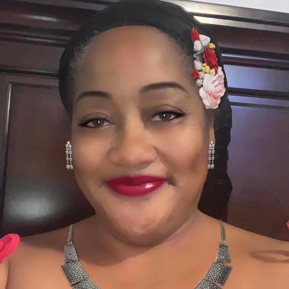 Deborah Friskey - Poshmark Profile Picture of Deborah Friskey (@deborah197896) on Poshmark