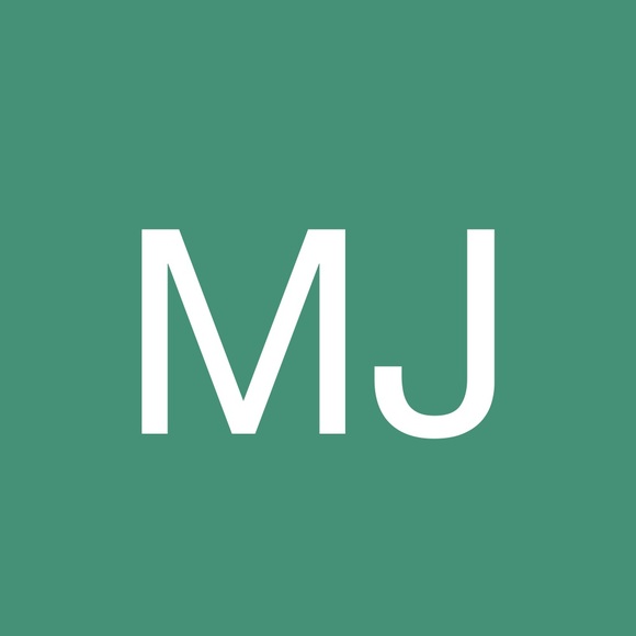 Profile Picture of Mcfarren Jurek (@pyqtaipwf) on Poshmark