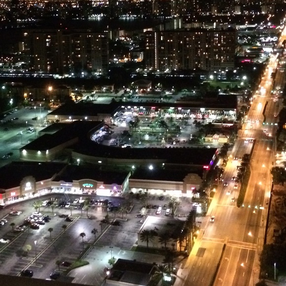 Profile Picture of James Olsen (@fashionking516) on Poshmark