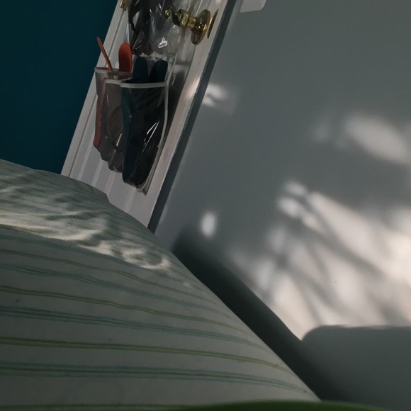 Profile Picture of Emily Alvarez (@ealvar26) on Poshmark