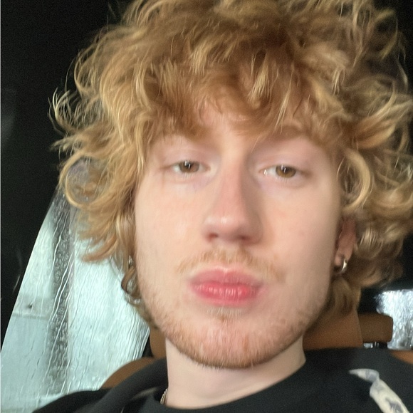 Profile Picture of Grant Cummings (@christair) on Poshmark