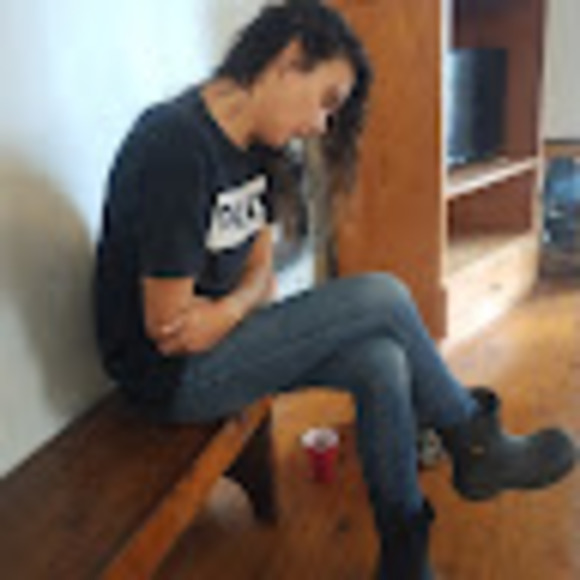 Profile Picture of Jessica Sandefer (@jsandefer) on Poshmark