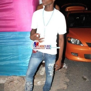 Profile Picture of Jevon Davis (@208964158) on Myspace