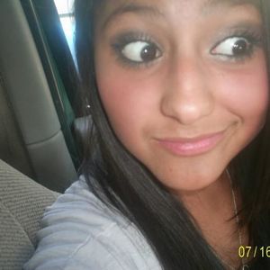 Profile Picture of Gladys Duran (@pommiesrock) on Myspace