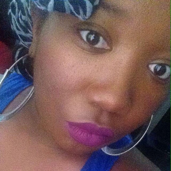 Profile Picture of Shay Jay (@sharonj08) on Poshmark