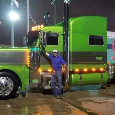 Profile Picture of Duane Claycomb (@ClaycombDuane) on Twitter