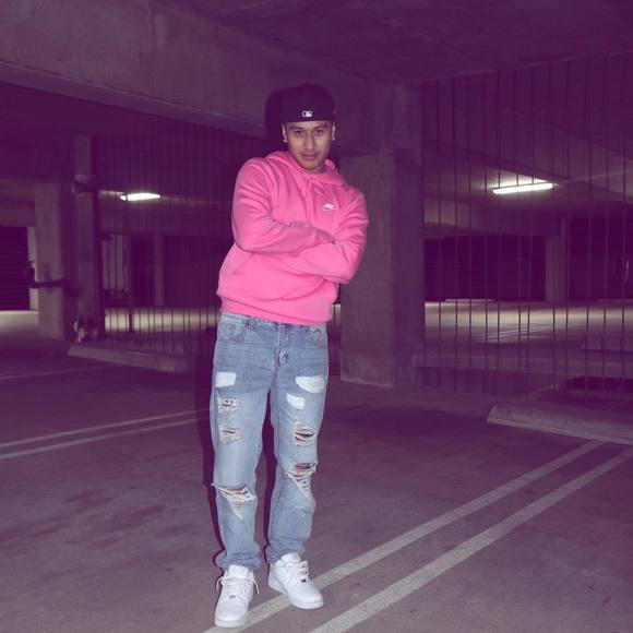 Profile Picture of Richard Quiroz (@rickyquiroz6) on Poshmark