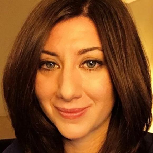 Profile Picture of Stephanie Adamchik (@sadamchik) on Poshmark