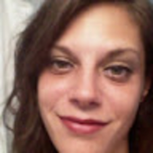 Profile Picture of Codie Benson (@catqr0601) on Poshmark