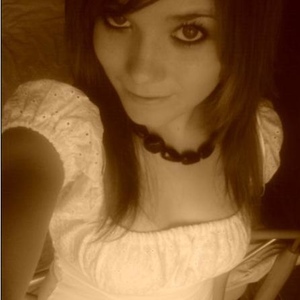 Profile Picture of ..:♥Lauren♥:.. (@lolly_pop04) on Myspace