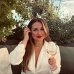 Profile Picture of Julia Wallenborg (@Julia-Wallenborg) on Facebook