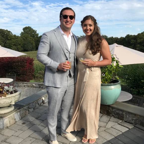 Profile Picture of Robert Balis (@robertbalis) on Poshmark