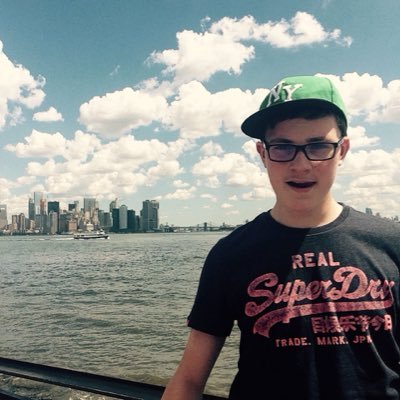 Profile Picture of Peter Nicholl (@peter_nicho11) on Twitter