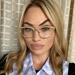 Profile Picture of 🖤 Anja Pavlović ♋ (@_pavlovicanja) on Instagram