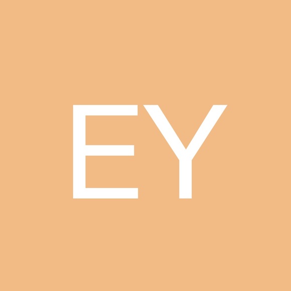 Profile Picture of Elif Yıldırım (@elifyildirim491) on Poshmark