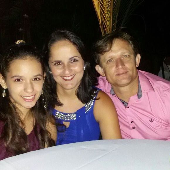 Profile Picture of Alex Bitarães (@bitale1) on Poshmark
