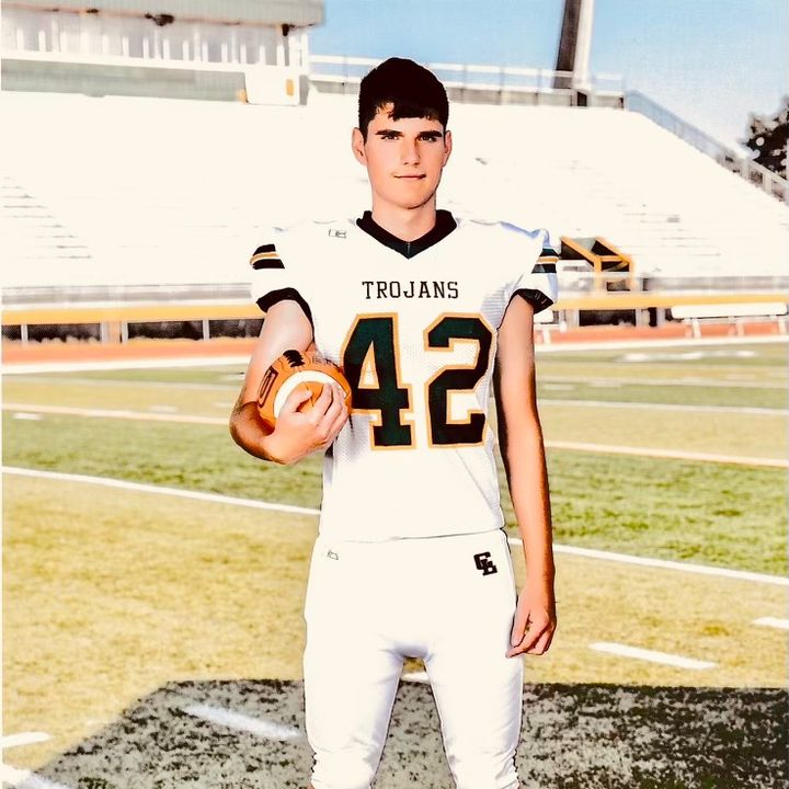 Profile Picture of Joey Neil (@neil_family) on Tiktok