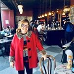 Profile Picture of Laura Shaffer Winningham (@soulful_dresss) on Instagram